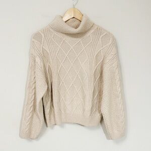 ELIE Elie Tahari Cowl neck Sweater Cableknit EUC Size Medium